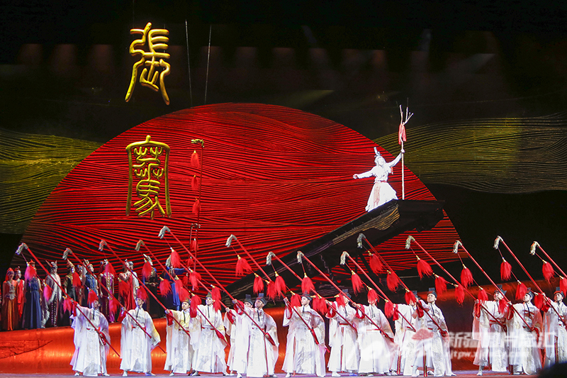 第六届中国新疆国际民族舞蹈节在乌鲁木齐开幕 第六届中国新疆国际民族舞蹈节在乌鲁木齐开幕