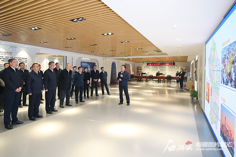 新疆党政代表团在北京和河北雄安新区学习考察 新疆党政代表团在北京和河北雄安新区学习考察