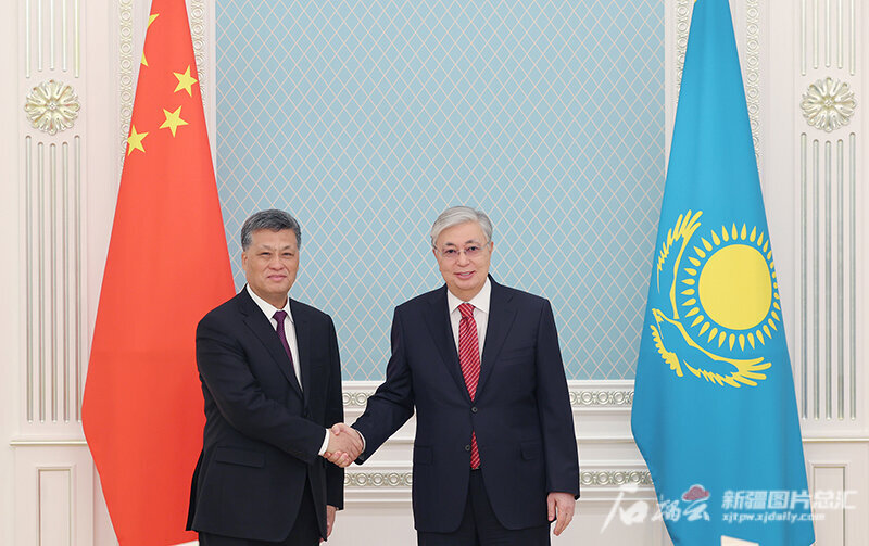 马兴瑞会见哈萨克斯坦总统托卡耶夫 马兴瑞会见哈萨克斯坦总统托卡耶夫