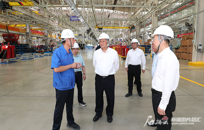 马兴瑞在兵团第六师五家渠市调研时强调 立足兵团优势条件培育壮大特色产业 在推动经济高质量发展中发挥更大作用